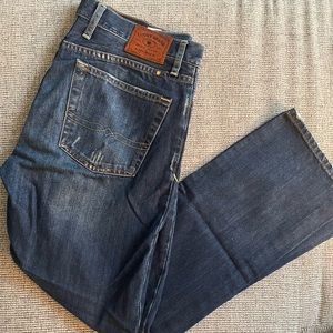 - LUCKY BRAND - NWOT jeans
